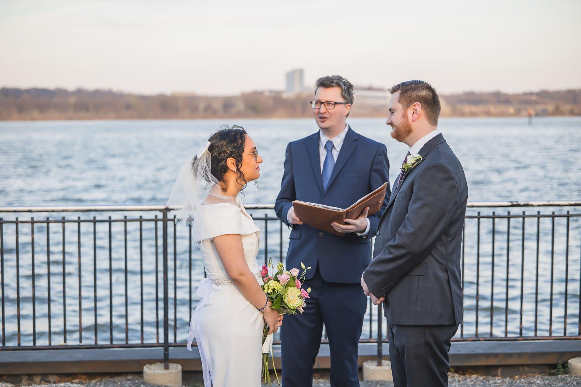 carousel-hero-element image-17